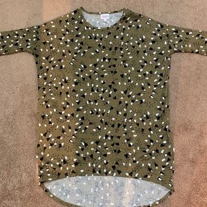Lula Roe -NWOT- Olive print top - XXS